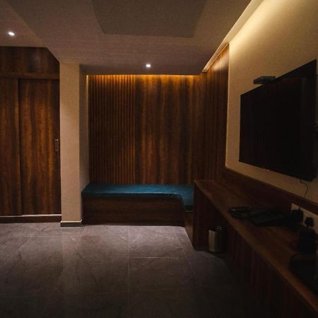 העיר בנגלור Hotel Aasare Inn מראה חיצוני תמונה